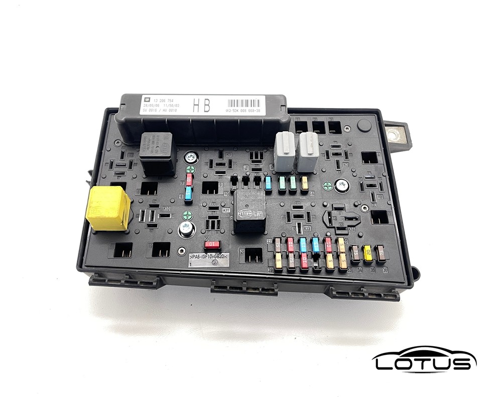 Kutija osigurača Opel ASTRA H 04-07 13206754 HB
