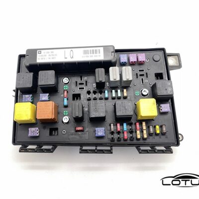 Kutija osigurača  ASTRA H 07-09 13268306 LQ