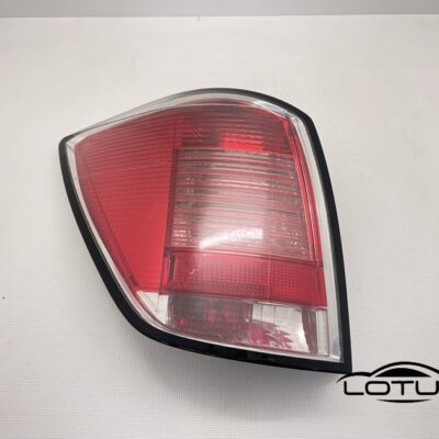 Lijeva štoplampa Opel ASTRA H KARAVAN 04-09