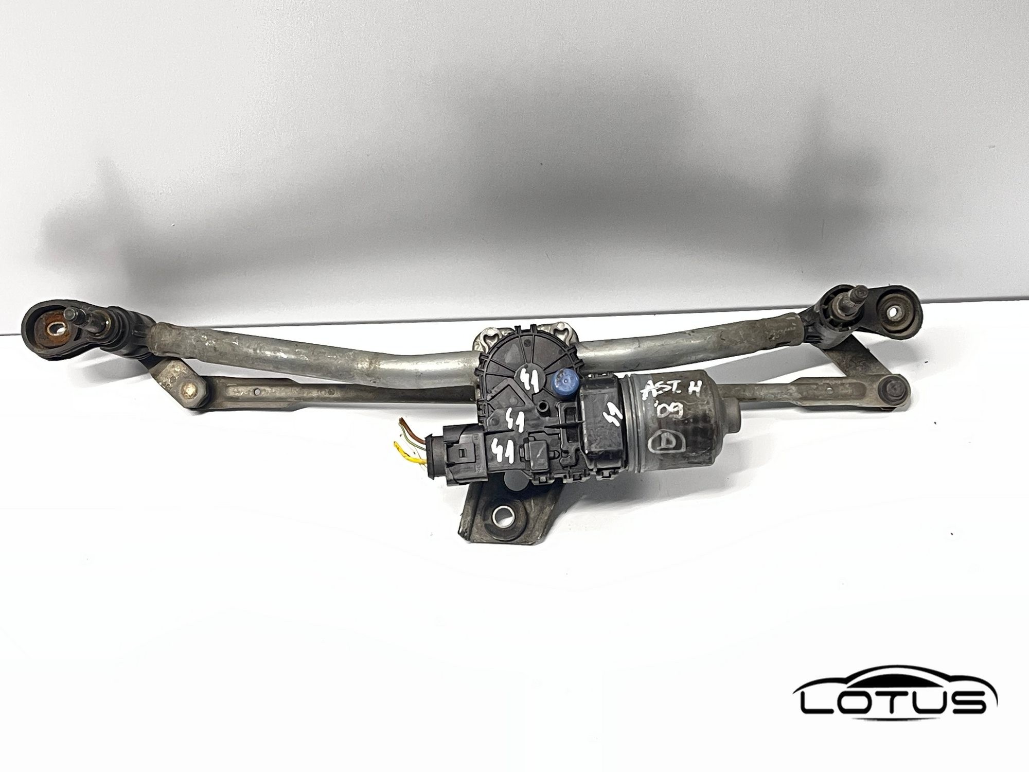 Motorić brisača Opel ASTRA H 2004-2009 0390241553