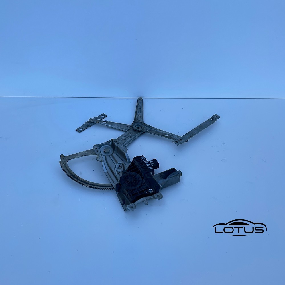 Prednji desni podizac stakla 4V Opel Astra H 2004-09