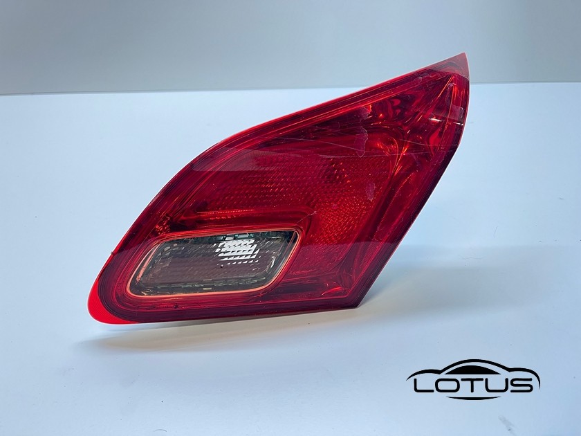 Desna štoplampa Opel ASTRA J 09-13 UNUTRASNJA