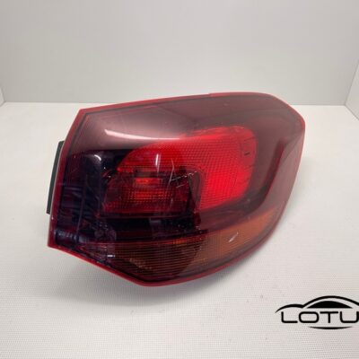 Desna štoplampa Opel Astra J KARAVAN 09-12