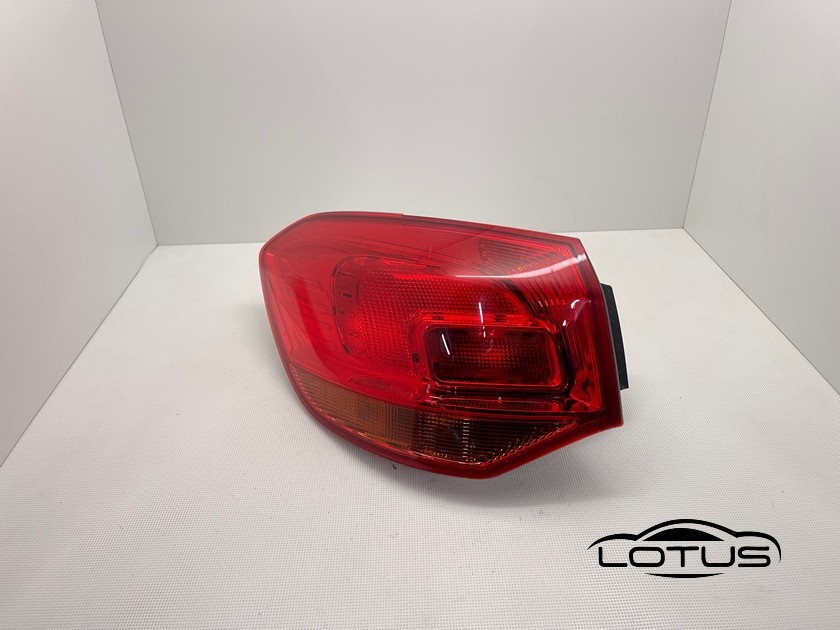 Lijeva štoplampa Opel Astra J KARAVAN 12-15