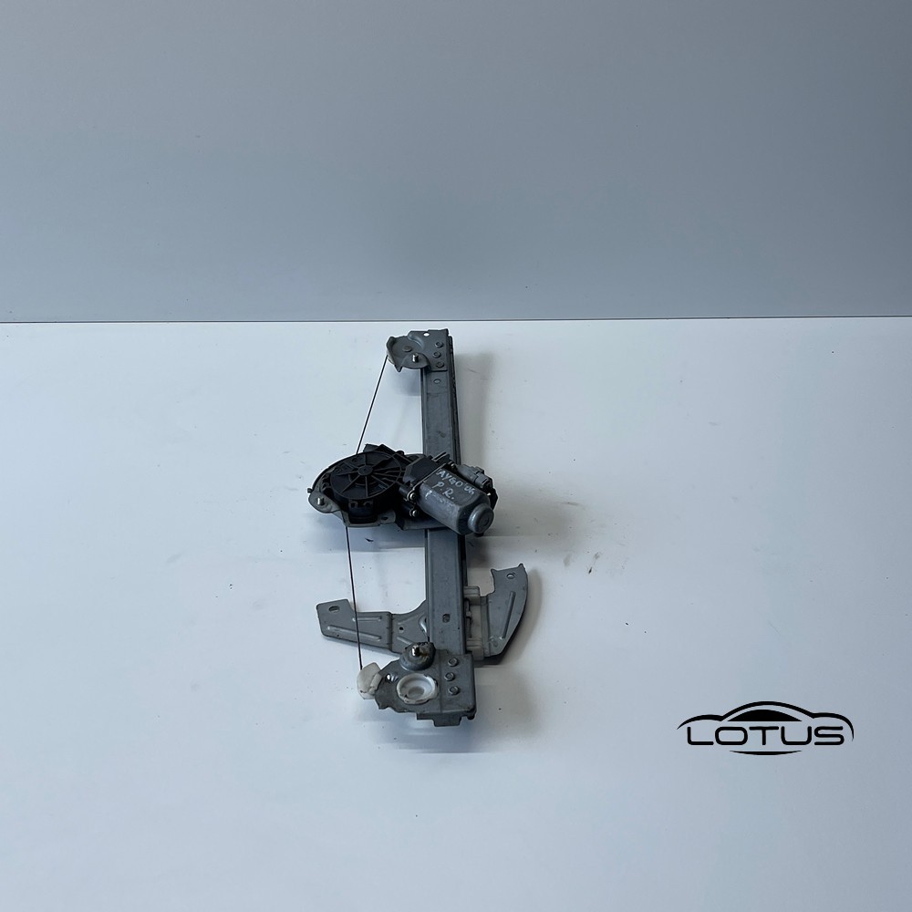 Prednji desni podizac stakla 4V Toyota Aygo 2005-09
