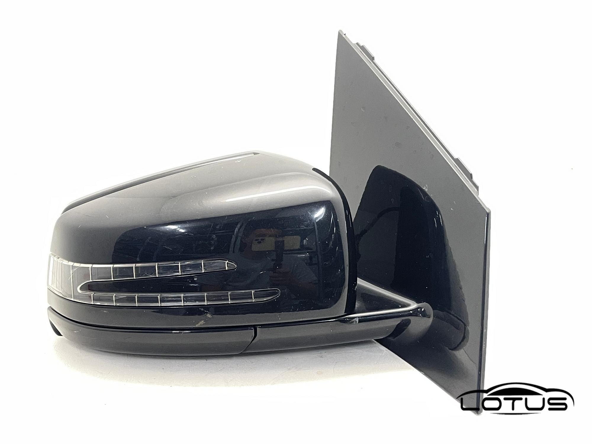 Desni retrovizor Mercedes B KLASA W246 2014-2018