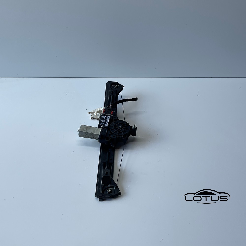 Prednji desni podizac stakla 4V Fiat Bravo 2007-14