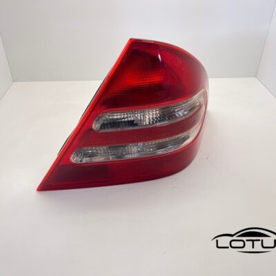 Desna štoplampa Mercedes C KLASA W203 2000-2004