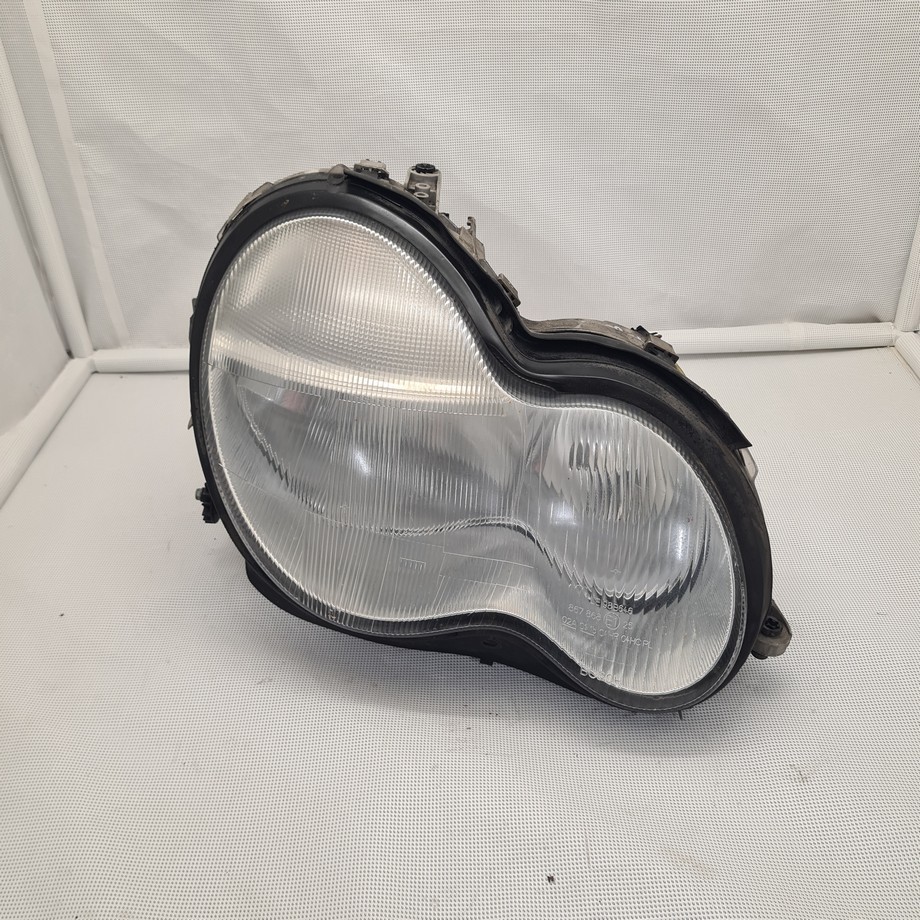 Desni far, farovi Mercedes C klasa W203 2000-2004