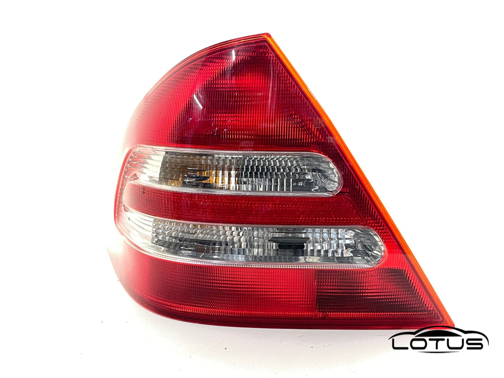 Lijeva štoplampa Mercedes C KLASA W203 2000-2004
