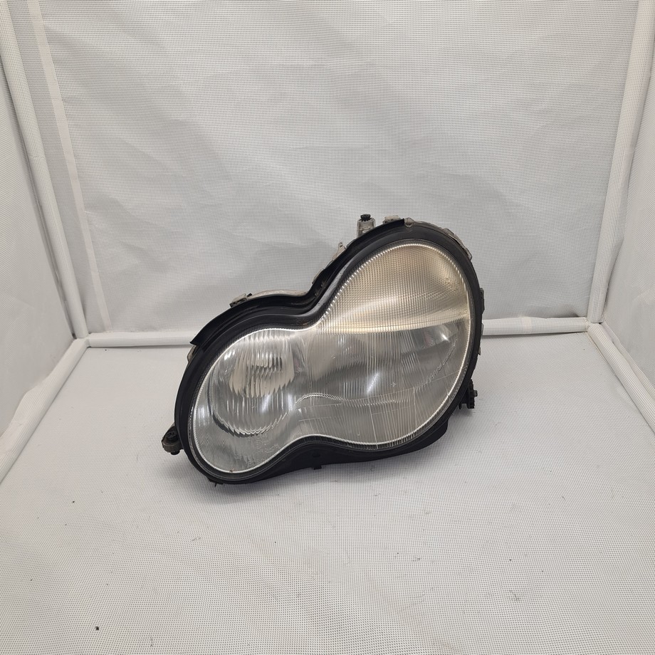 Lijevi far, farovi Mercedes C klasa W203 2000-2004