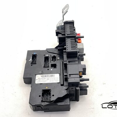 Kutija osigurača Mercedes C KLASA W204 2049067702