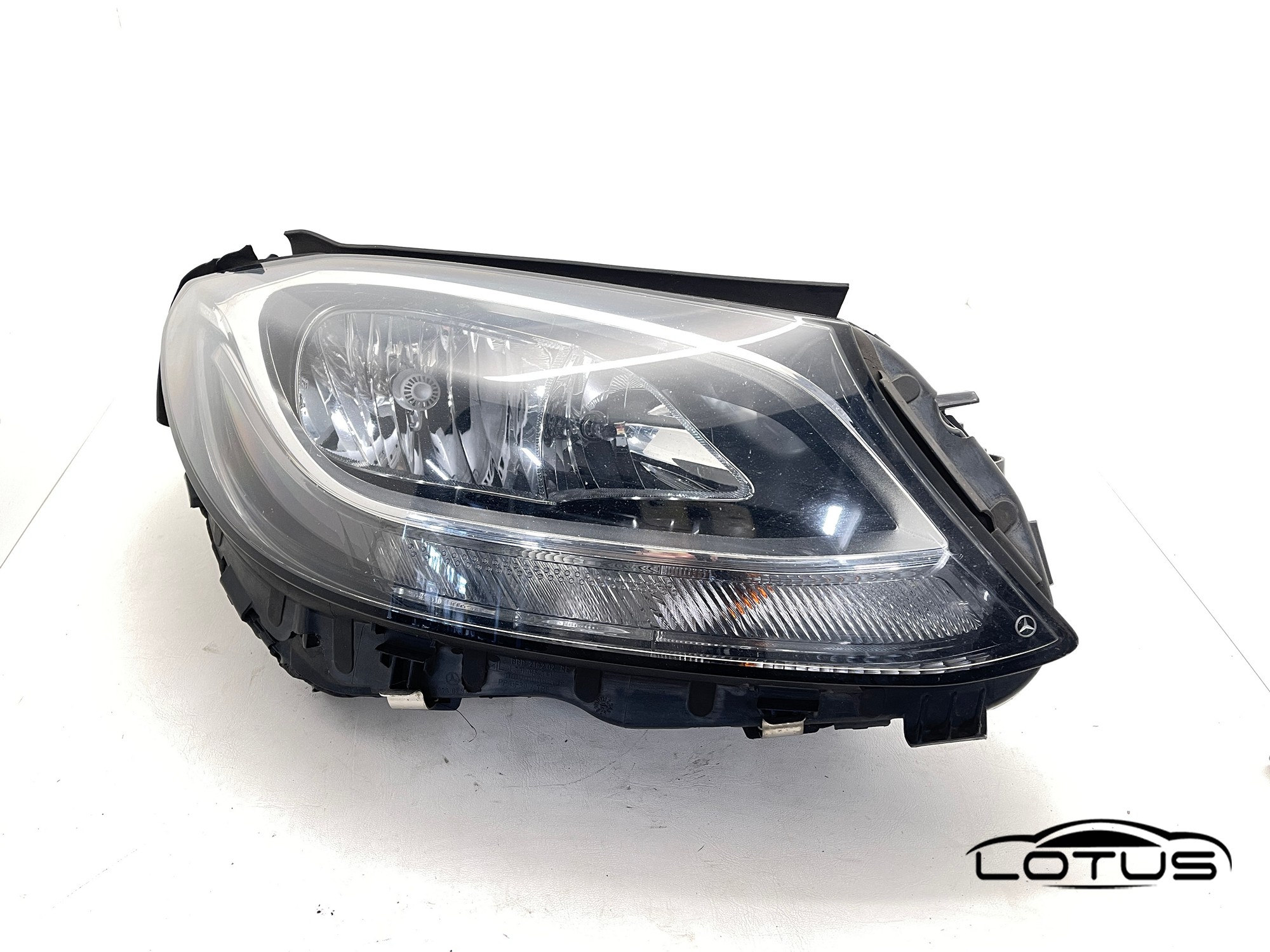 Desni far Mercedes C KLASA W205 2014-2018
