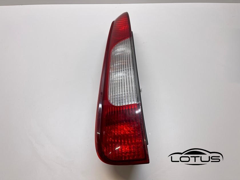 Lijeva štoplampa Ford C MAX 2003-2007