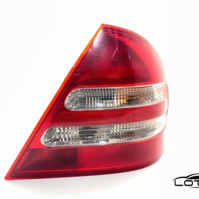 Desna štoplampa Mercedes C220 W203 2000-2004