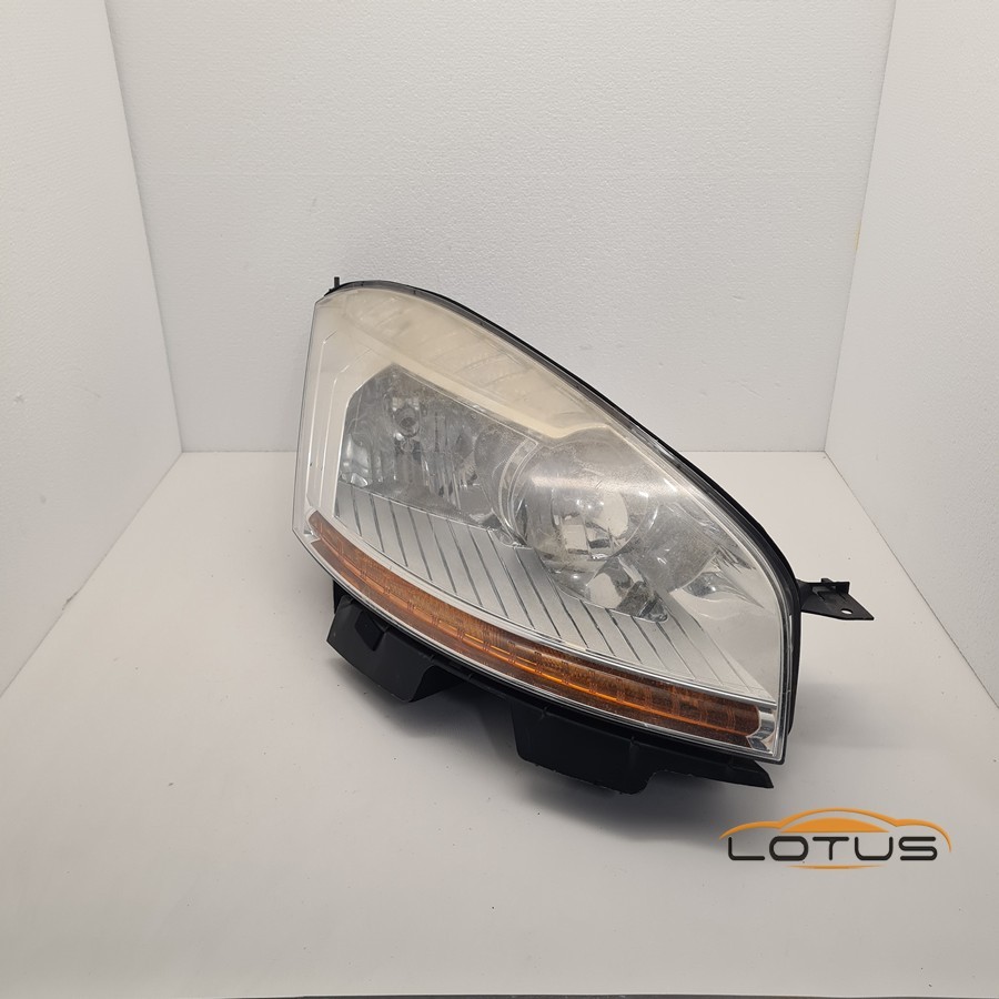 Desni far, farovi Citroen C4 Picasso 2008-2010