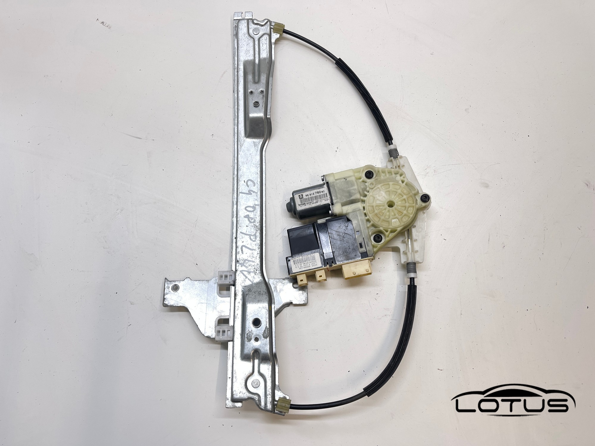 Prednji lijevi podizac stakla 4V Citroen C4 04-08