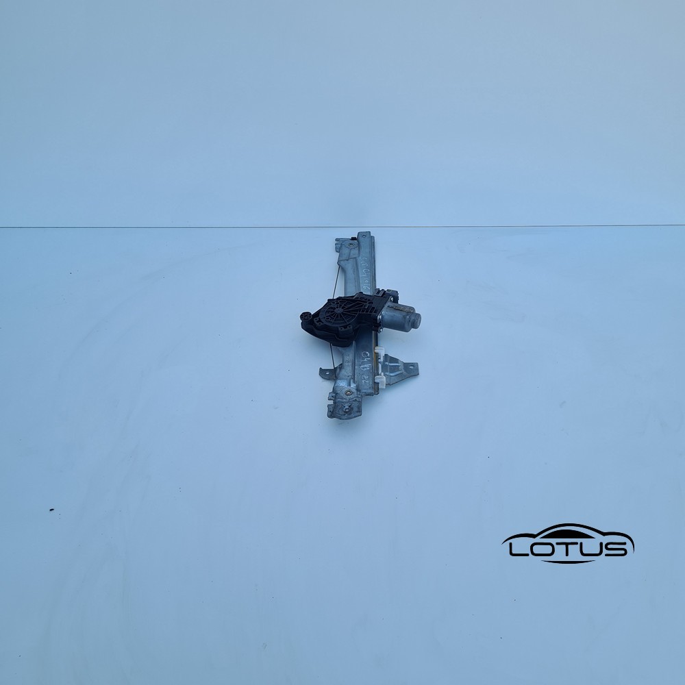 Zadnji desni podizac stakla 4V Citroen C4 2010-17