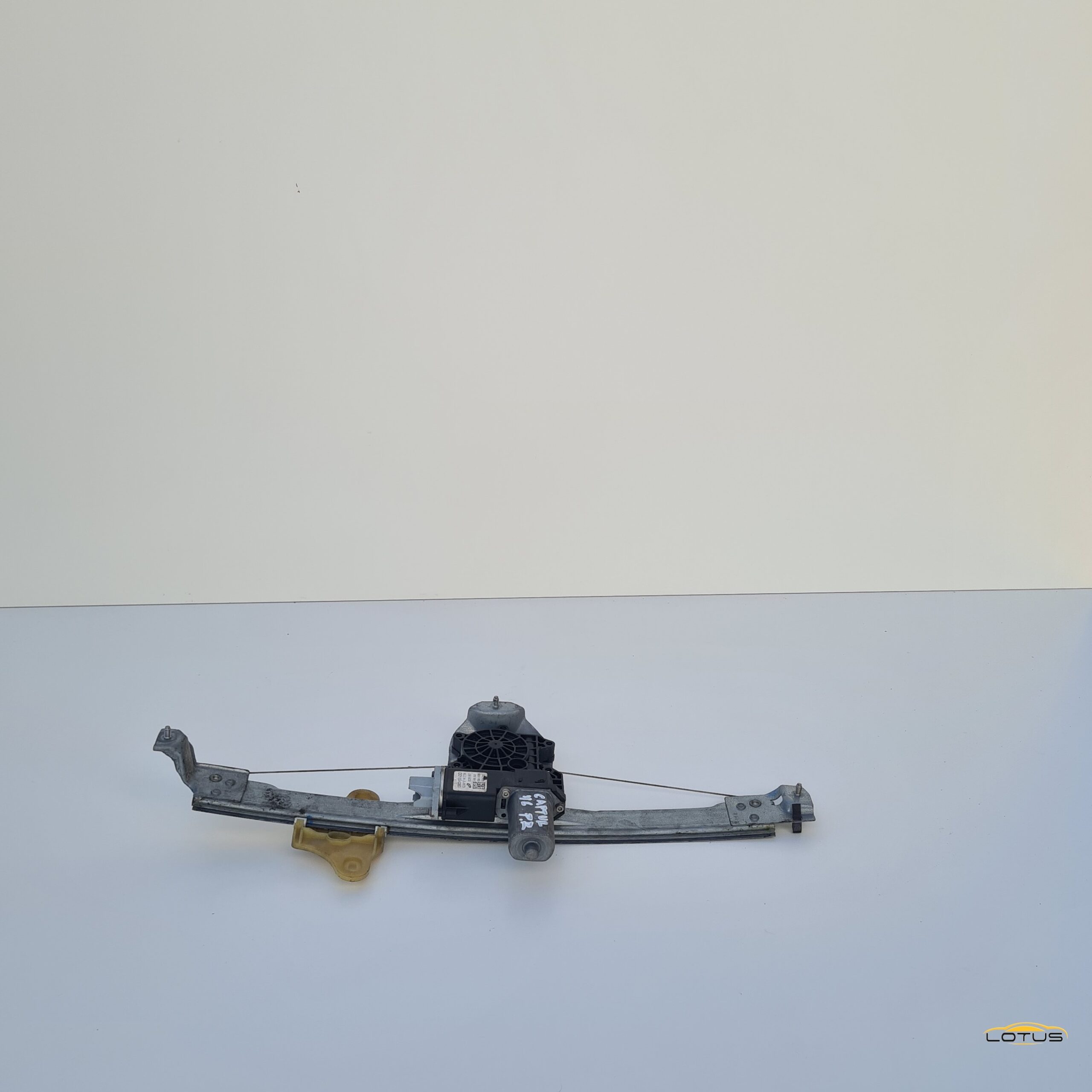 Prednji desni podizac stakla 4V Renault Captur 2013-19