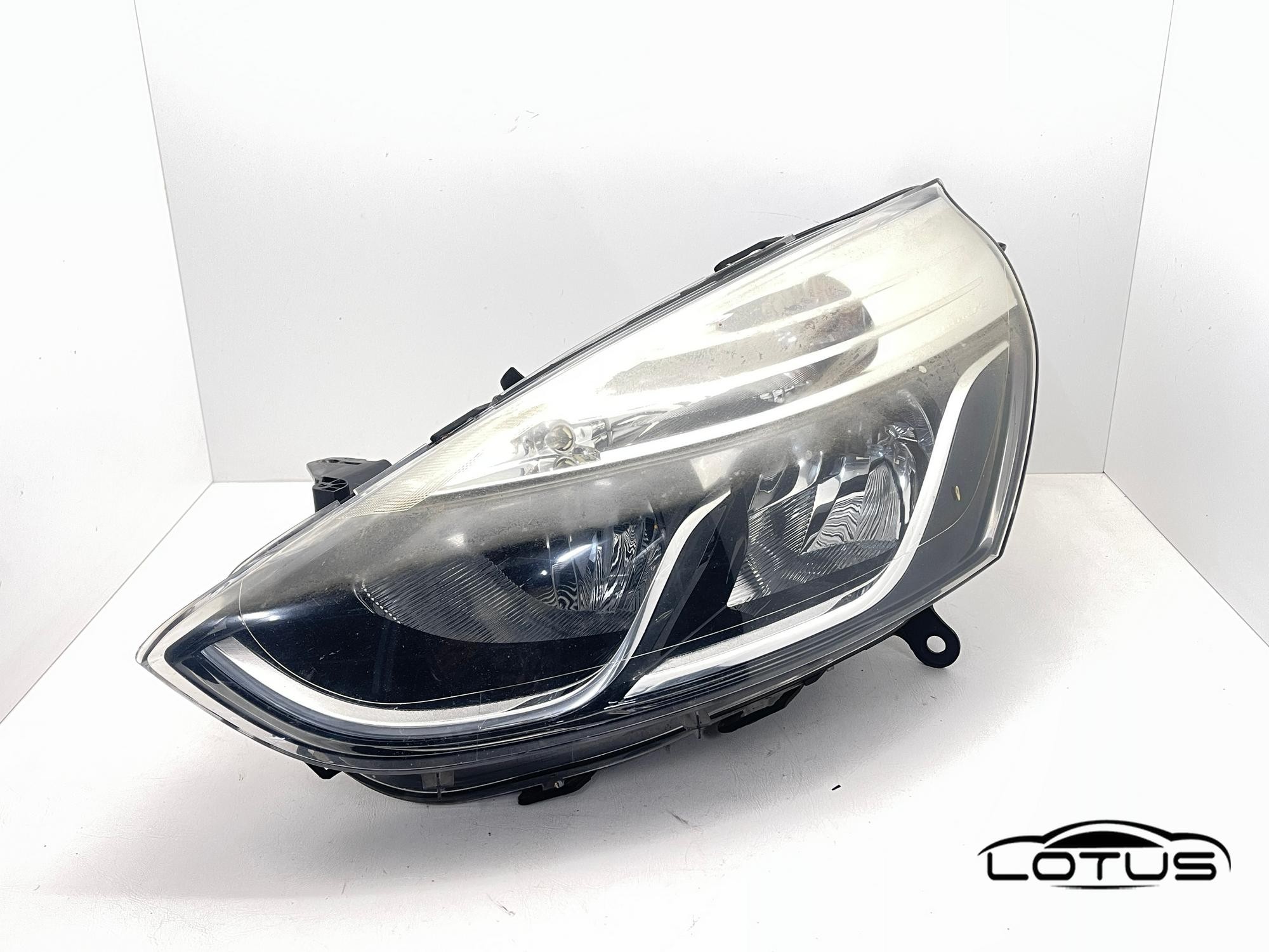 Lijevi far, farovi Renault CLIO 4 2013-2016