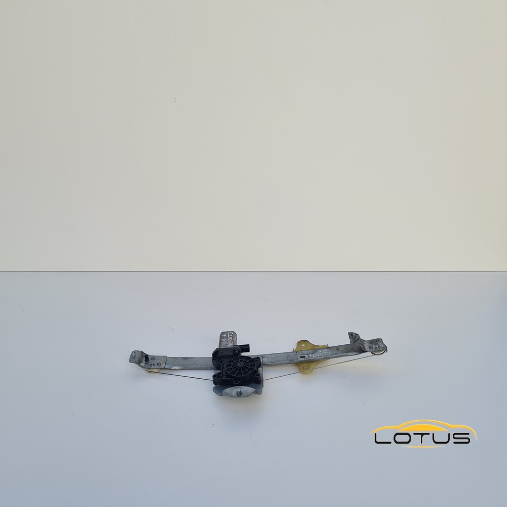 Prednji desni podizac stakla 4V Renault Clio 4 2013-19