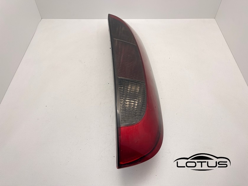 Desna štoplampa Opel CORSA C 00-03