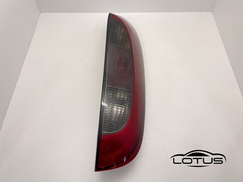 Desna štoplampa Opel CORSA C 00-03