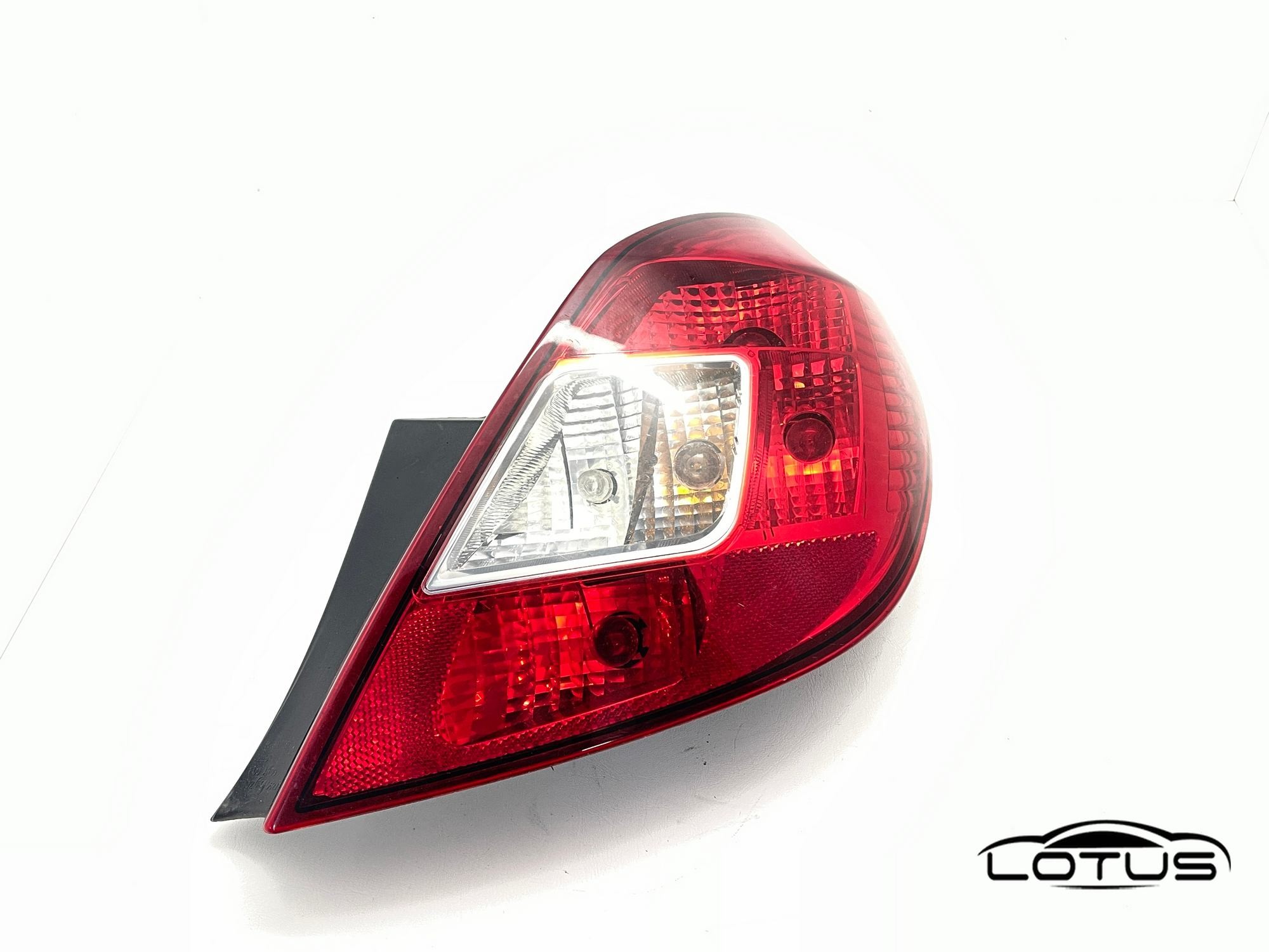 Desna štoplampa Opel CORSA D 2006-2014 4V