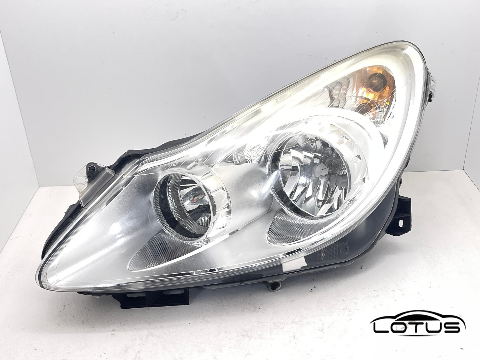 Lijevi far Opel CORSA D 2006-2012