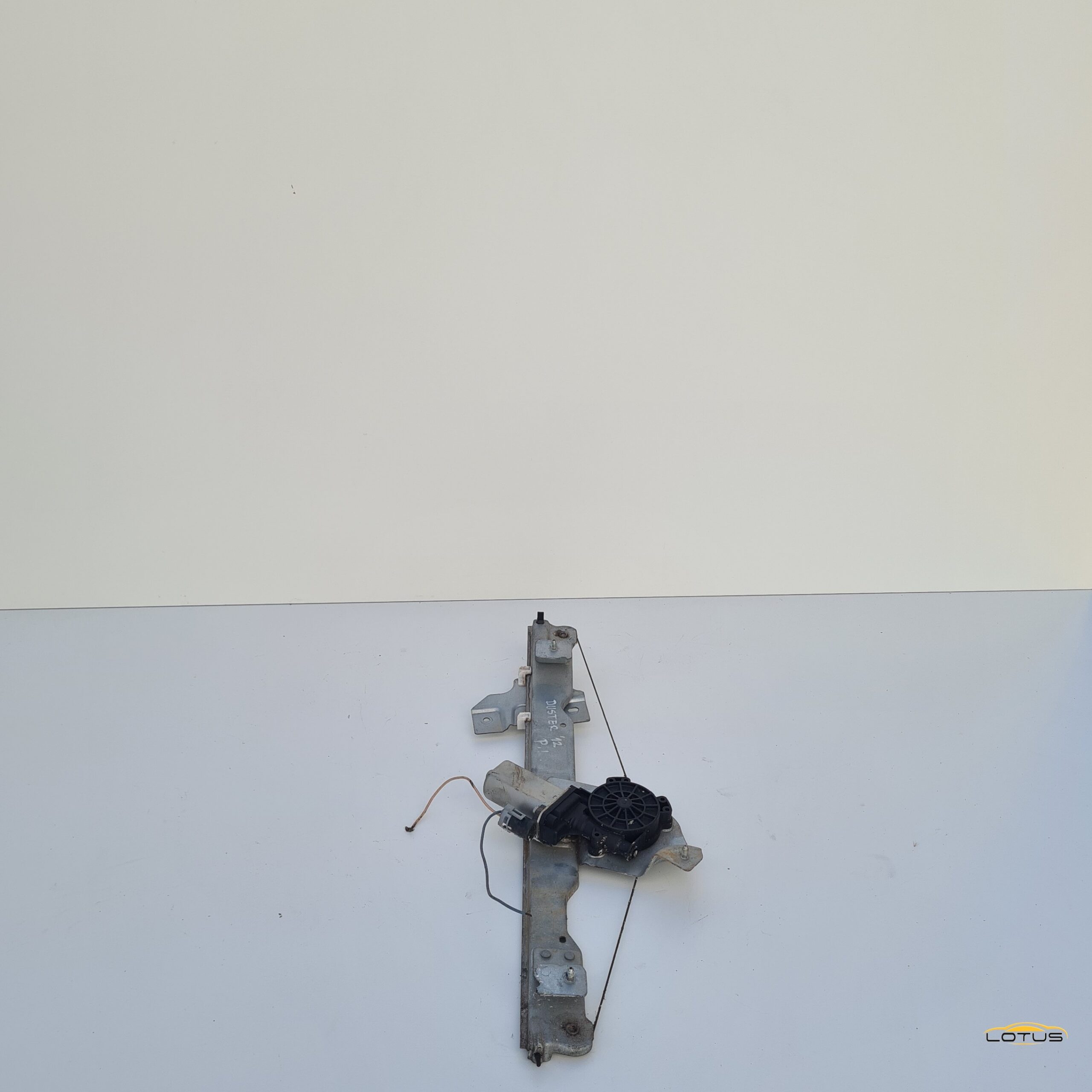 Prednji lijevi podizac stakla 4V Dacia Duster 2010-13