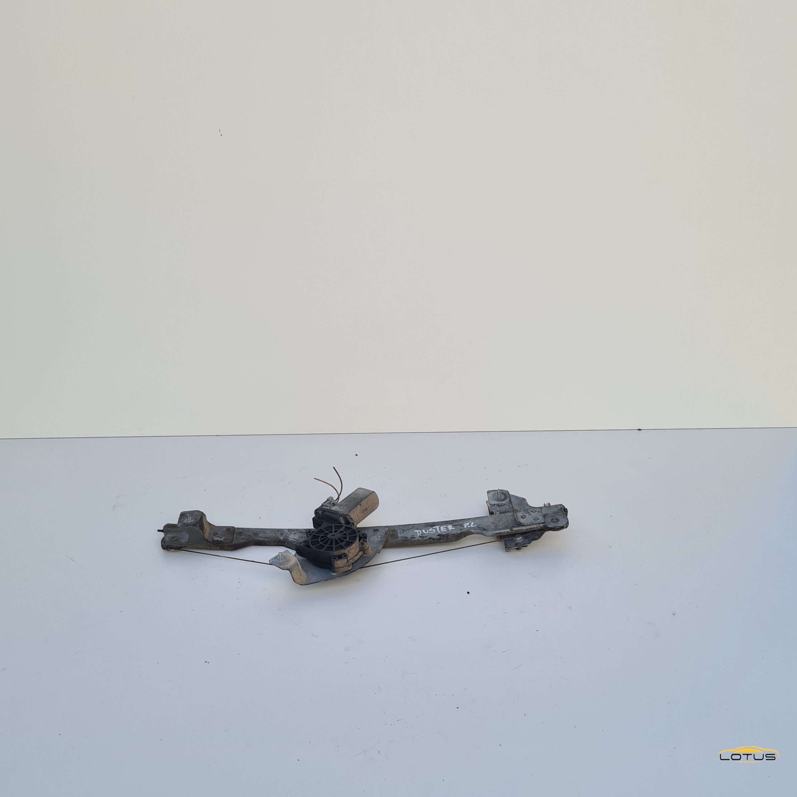 Prednji lijevi podizac stakla 4V Dacia Duster 2010-13