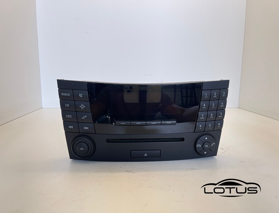 Radio Mercedes E KLASA W211 2002-2009 A2118702889