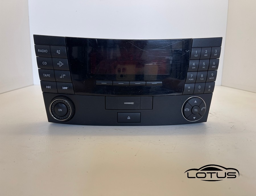 Radio Mercedes E KLASA W211 2003-2009 A2118200079