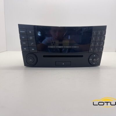 Radio Mercedes E KLASA W211 2003-2009 A2118209789