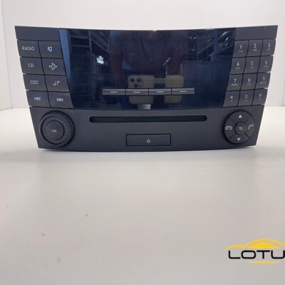 Radio Mercedes E KLASA W211 2004-2009