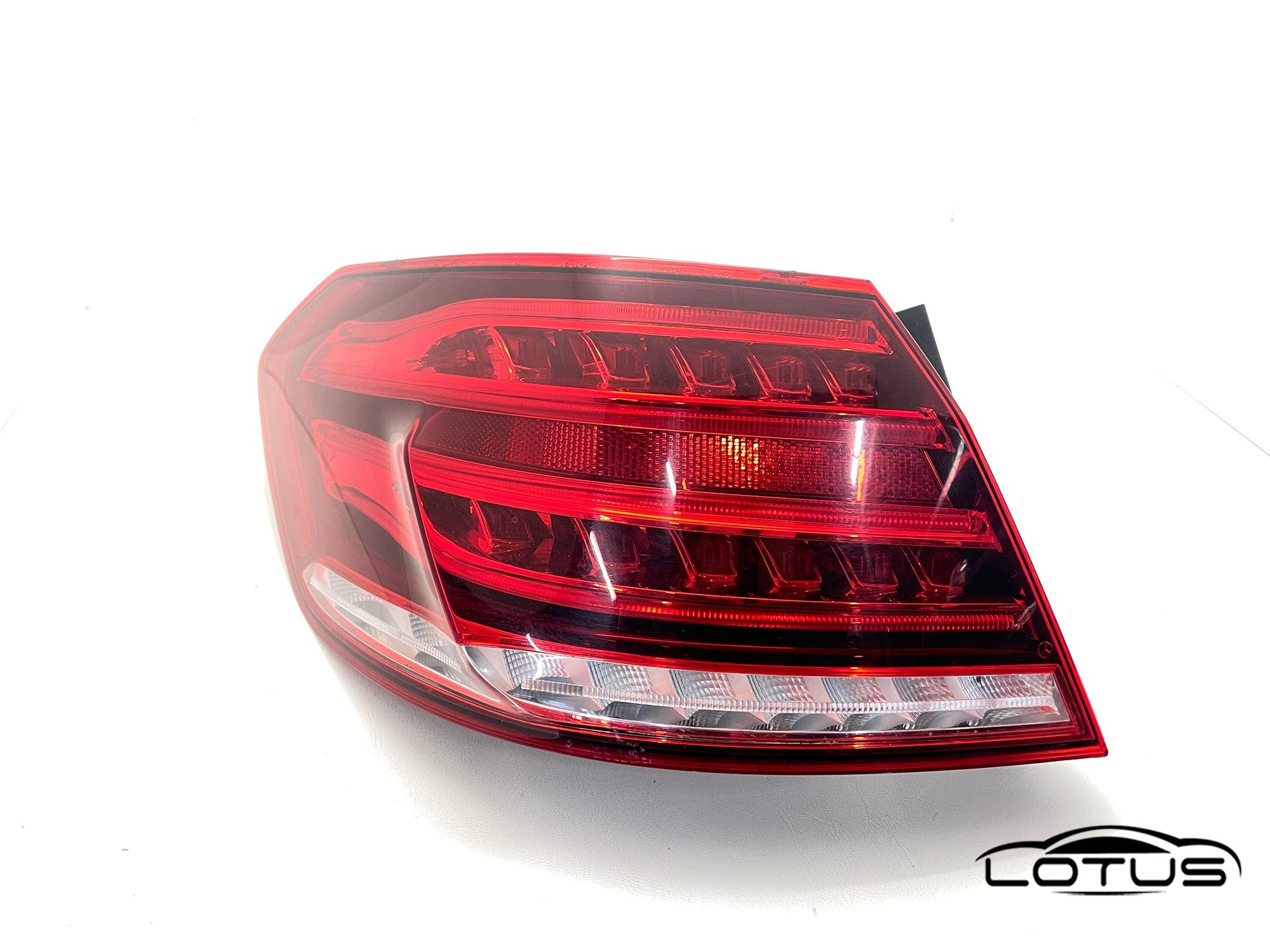 Lijeva štoplampa LED Mercedes E Klasa W212 2013-2016