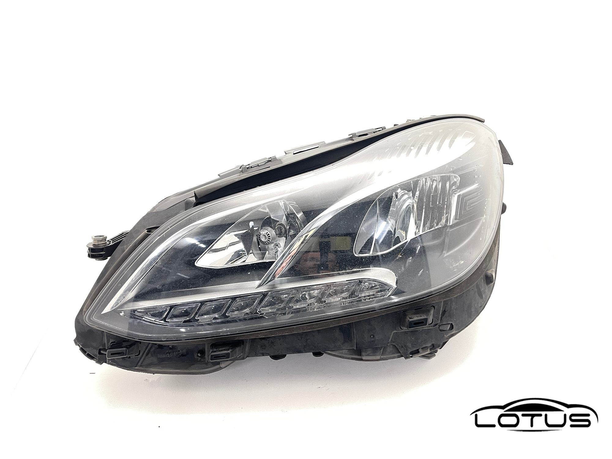 Lijevi far, farovi Mercedes E Klasa W212 2013-2016