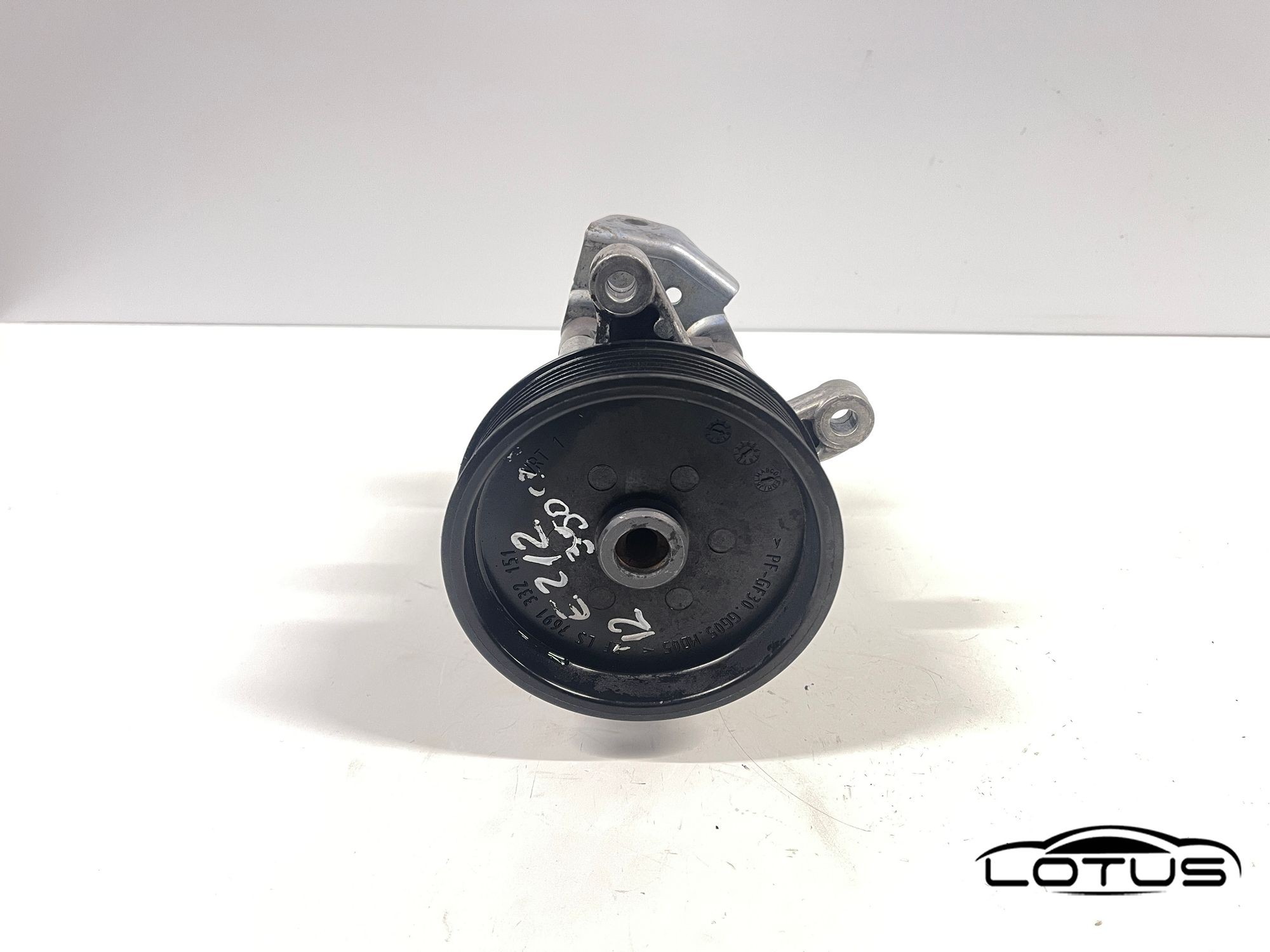 Servo pumpa Mercedes E KLASA W212 A0064664801
