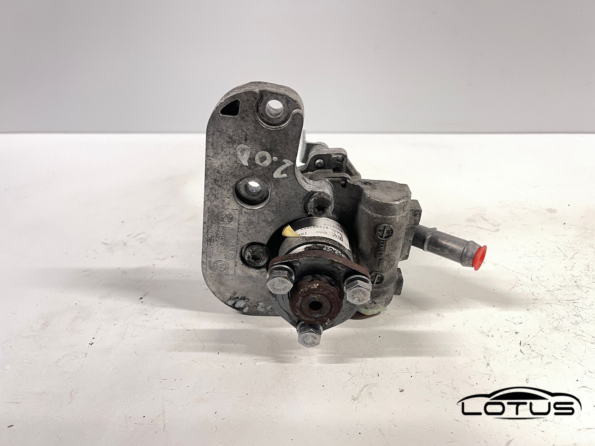 Servo pumpa BMW E90 320D 2009-2012 678883803