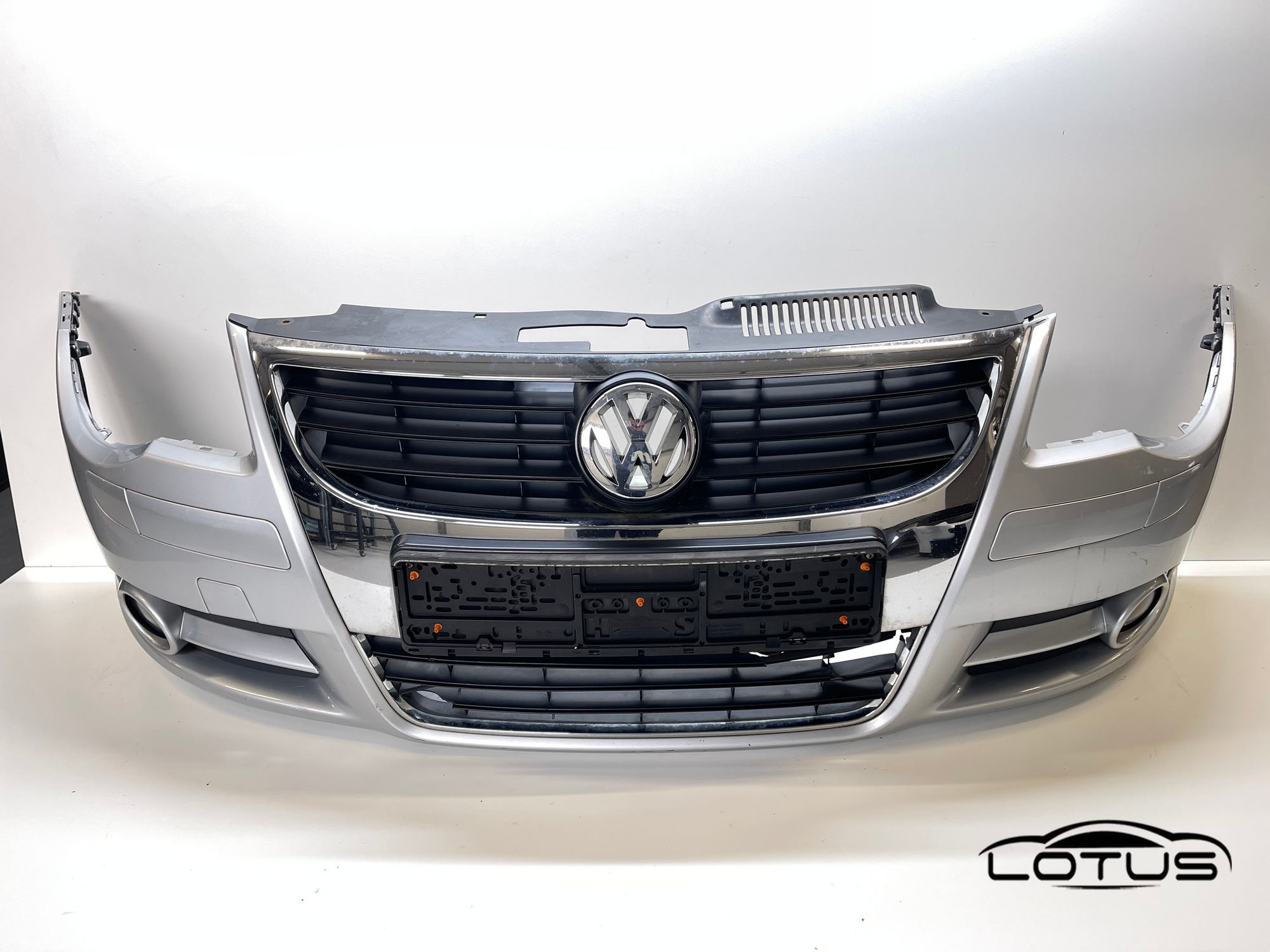 Prednji branik VW EOS 2006-2011