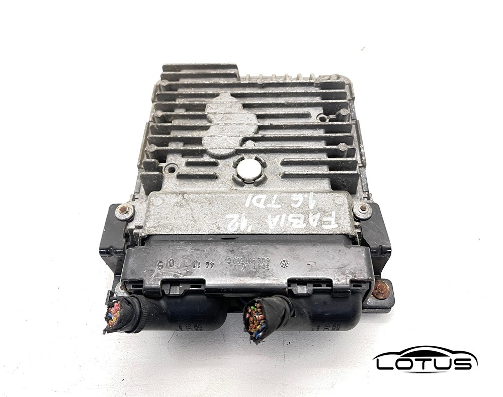 Kompjuter motora ECU Skoda FABIA 1.6 TDI 03L906023LL
