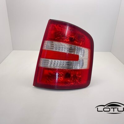 Desna štoplampa Skoda FABIA KARAVAN 04-07