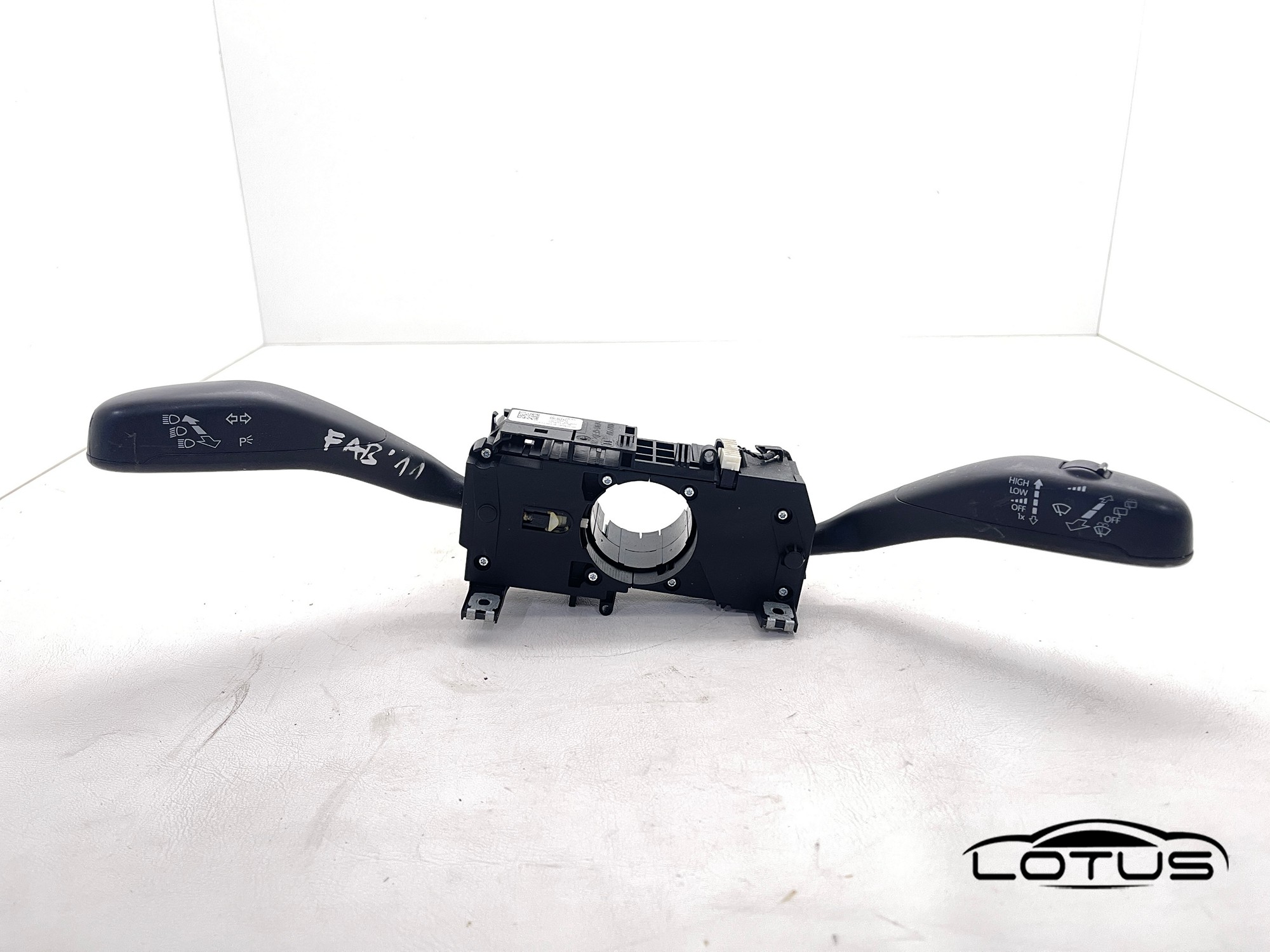 Ablender rucica Skoda FABIA 2009-2014 6R0953521