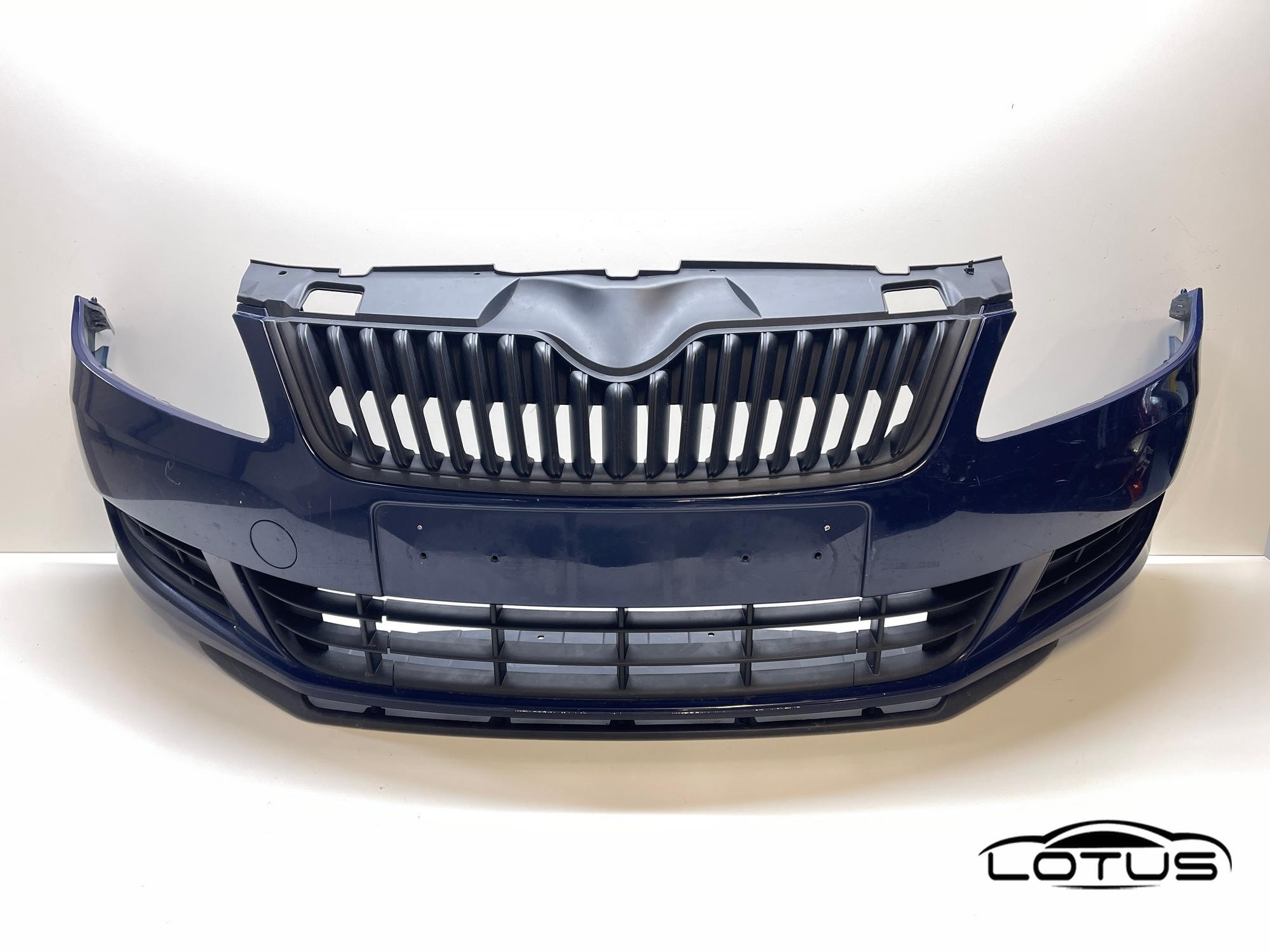 Prednji branik Skoda FABIA ROOMSTER 2010-2014