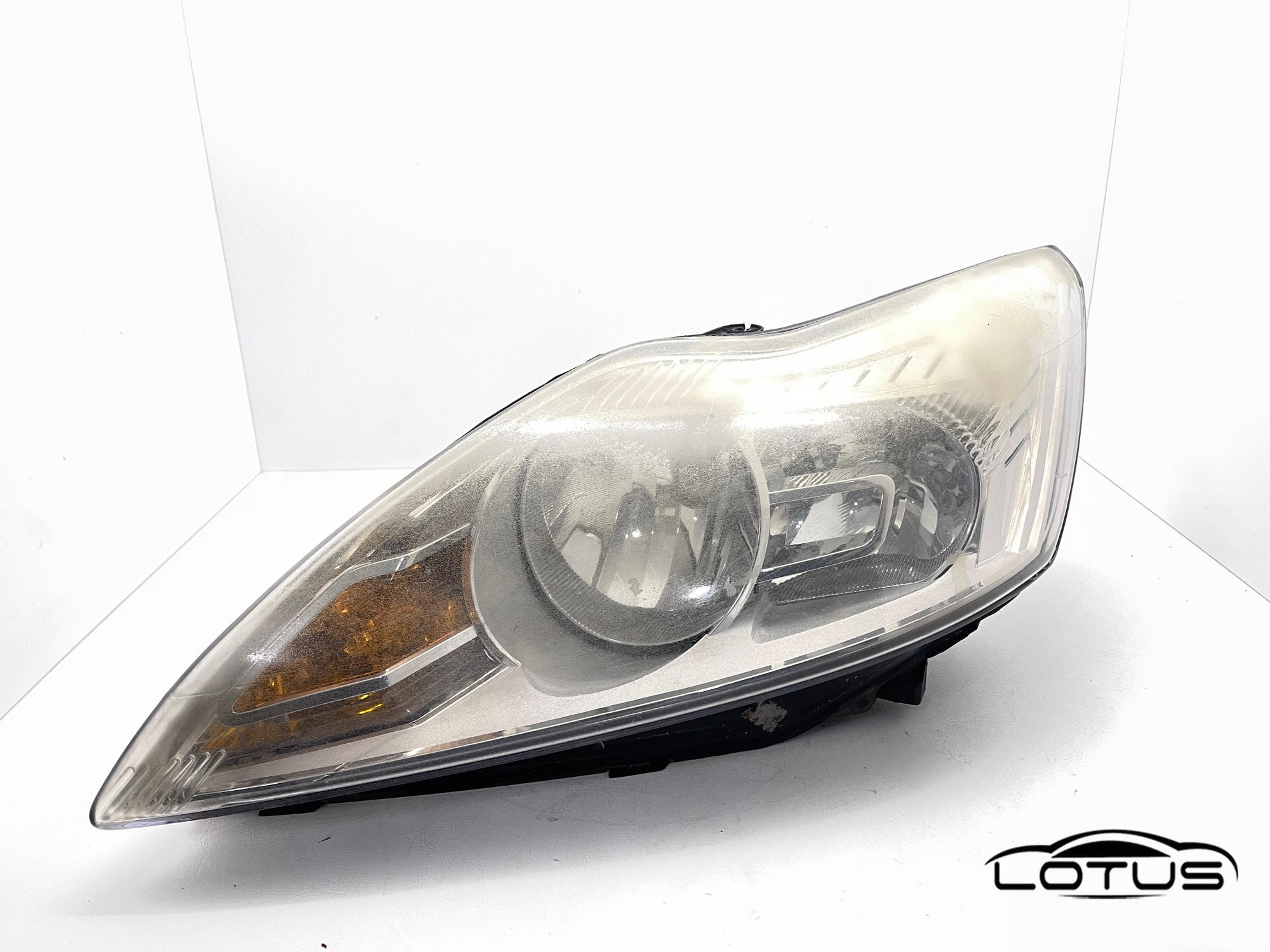 Lijevi far, farovi Ford FOCUS 2008-2012