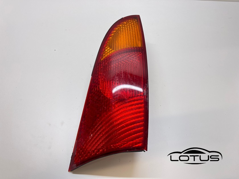 Desna štoplampa Ford FOCUS 98-04