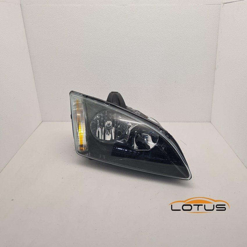 Desni far, farovi Ford Focus 2005-2008