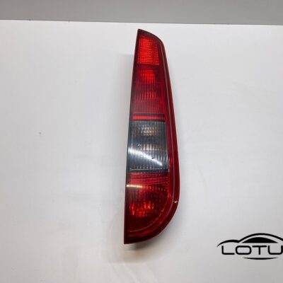 Desna štoplampa Ford FOCUS KARAVAN 05-08