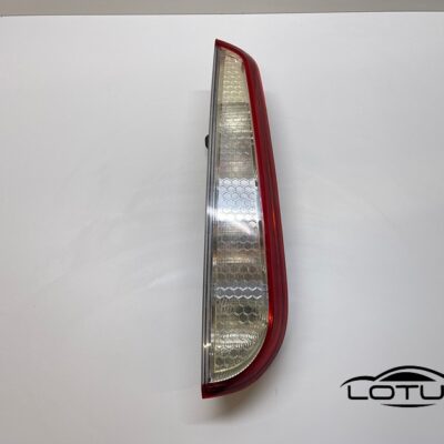 Desna štoplampa Ford FOCUS KARAVAN 08-11