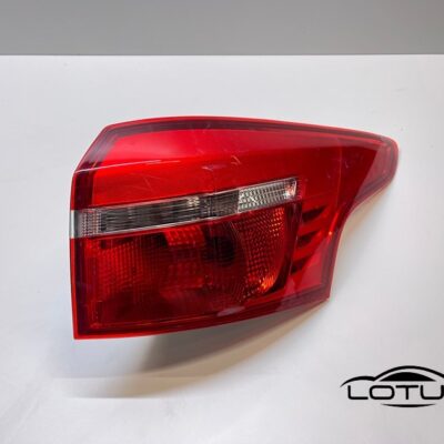 Desna štoplampa Ford FOCUS KARAVAN 2015-2018